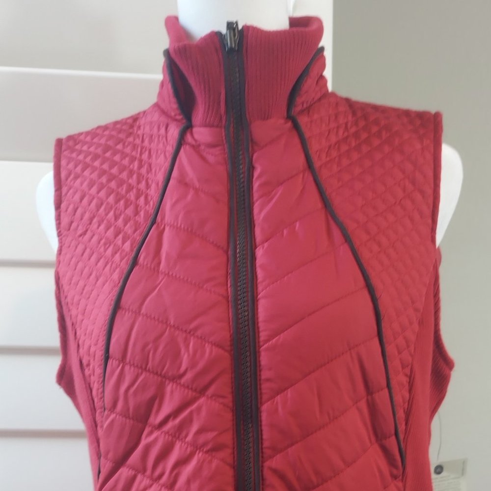 NWT G.H.Bass Womens Red Quilted Outdoors Vest  Small - Picture 3 of 14